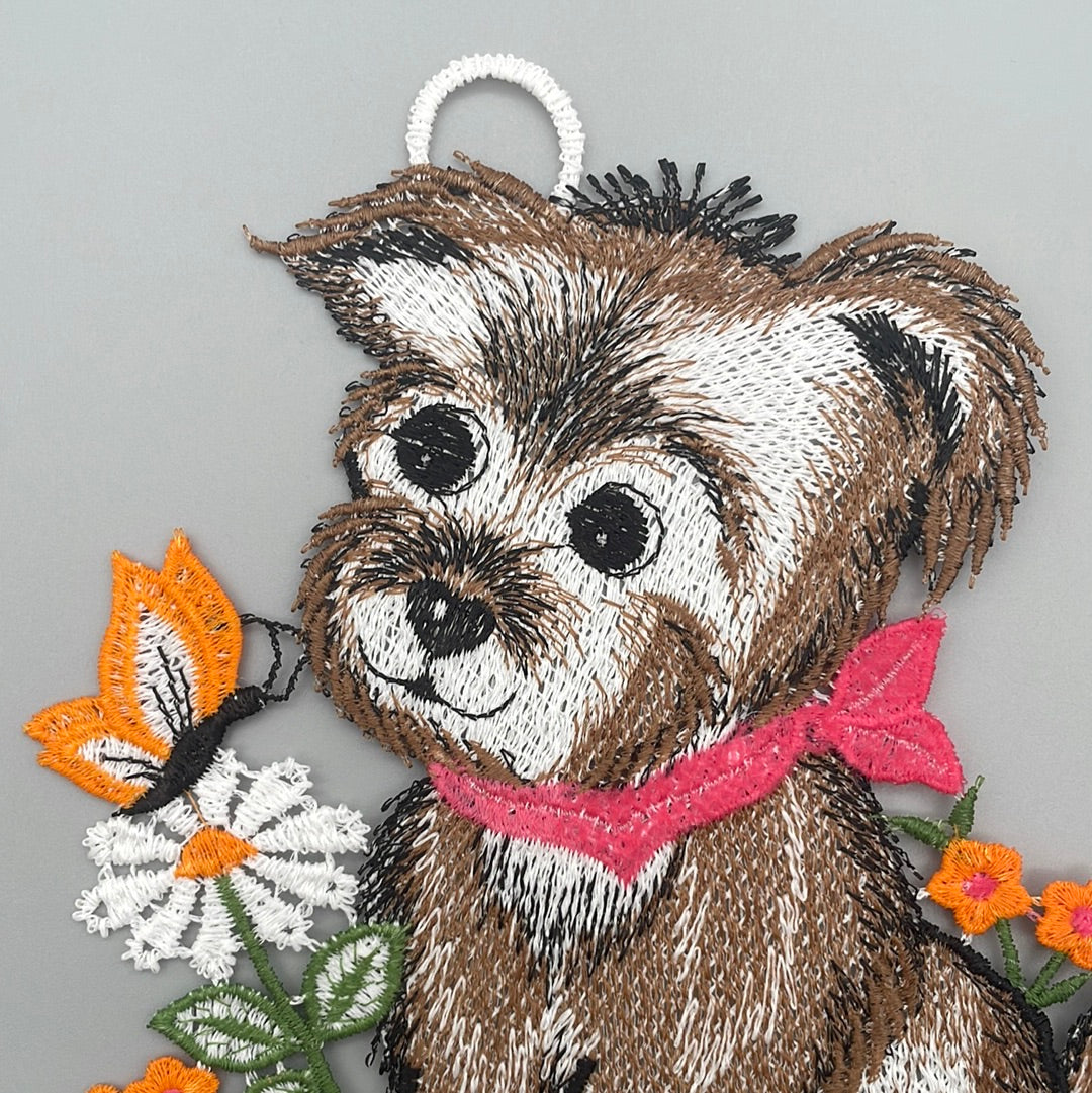 Fensterbild Hund mit pinkem Halsband | Fensterdeko von Wimpelberg