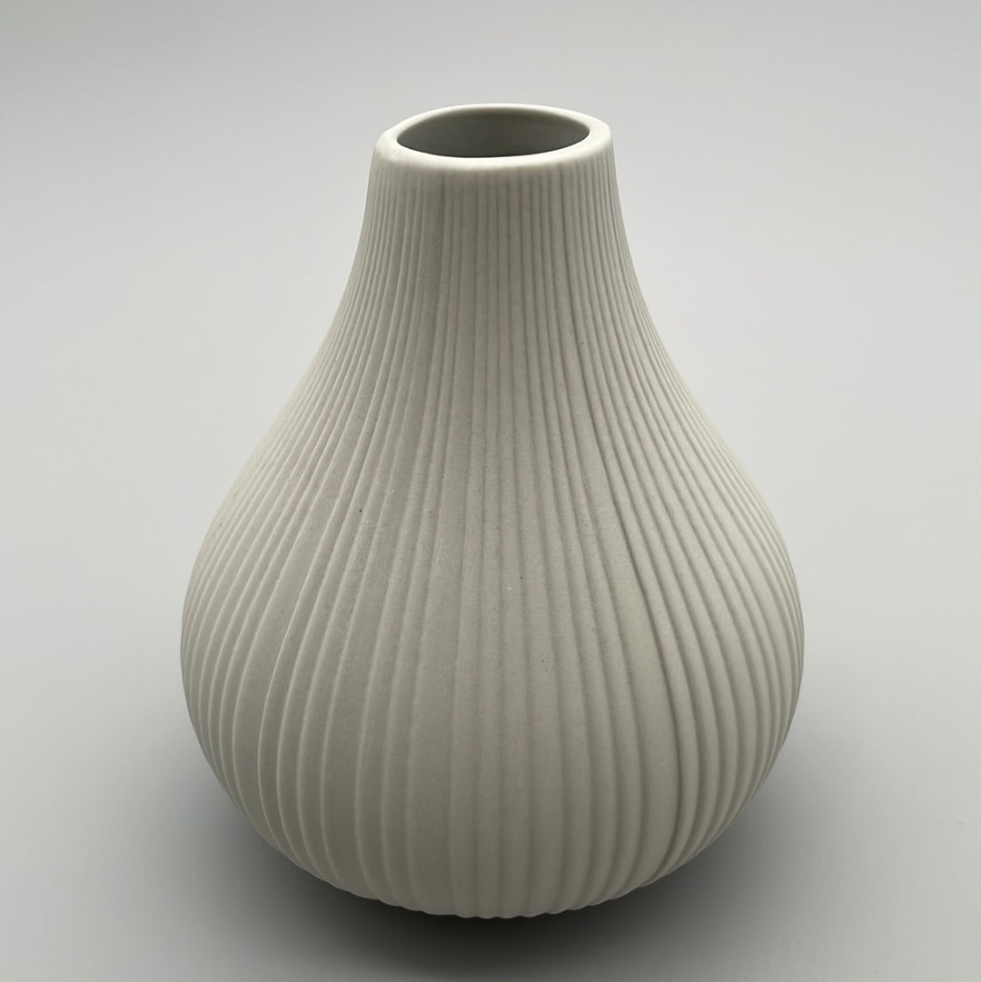 Dekovase aus Steingut in Pastellfarben | Blumenvase mint von Wimpelberg