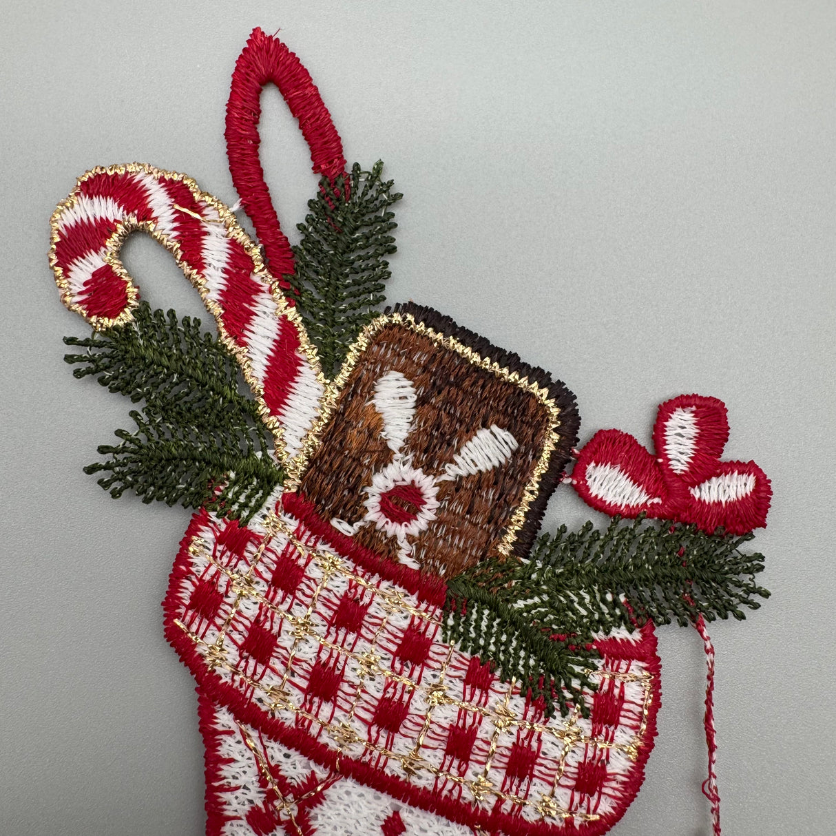 Fensterbild "Nikolausstiefel" klein – Plauener Spitze | Weihnachtsmotiv von Wimpelberg