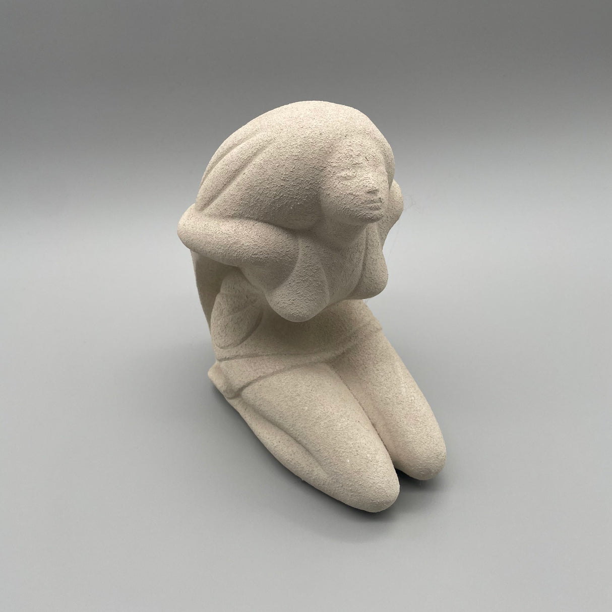 Figur "Frau auf Knie" von Wimpelberg