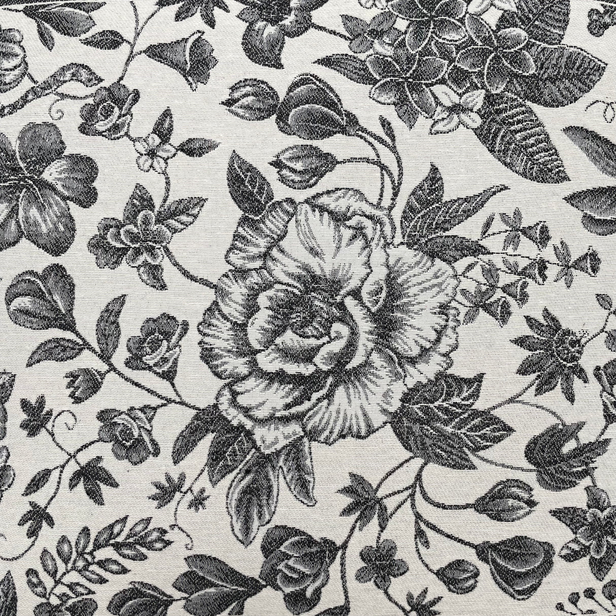 Kissenhülle "Jara Dunkelgrau" 45x45cm | Kissenbezug Blumenmuster von Wimpelberg