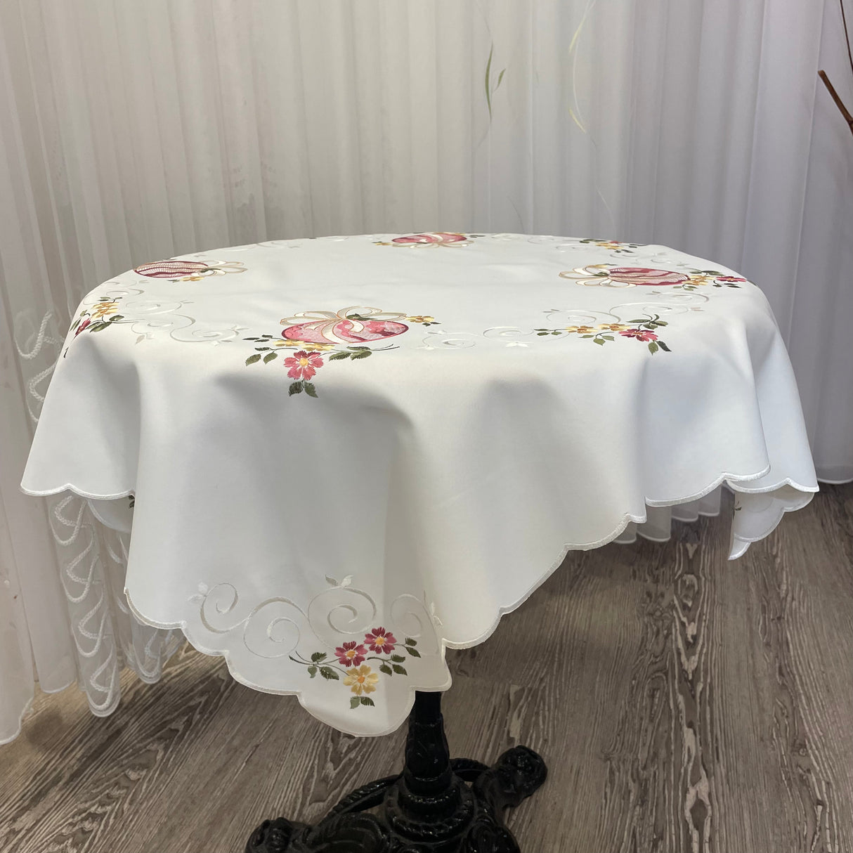 Osterdecke 85x85cm Ostereier | Tischdeko von Wimpelberg