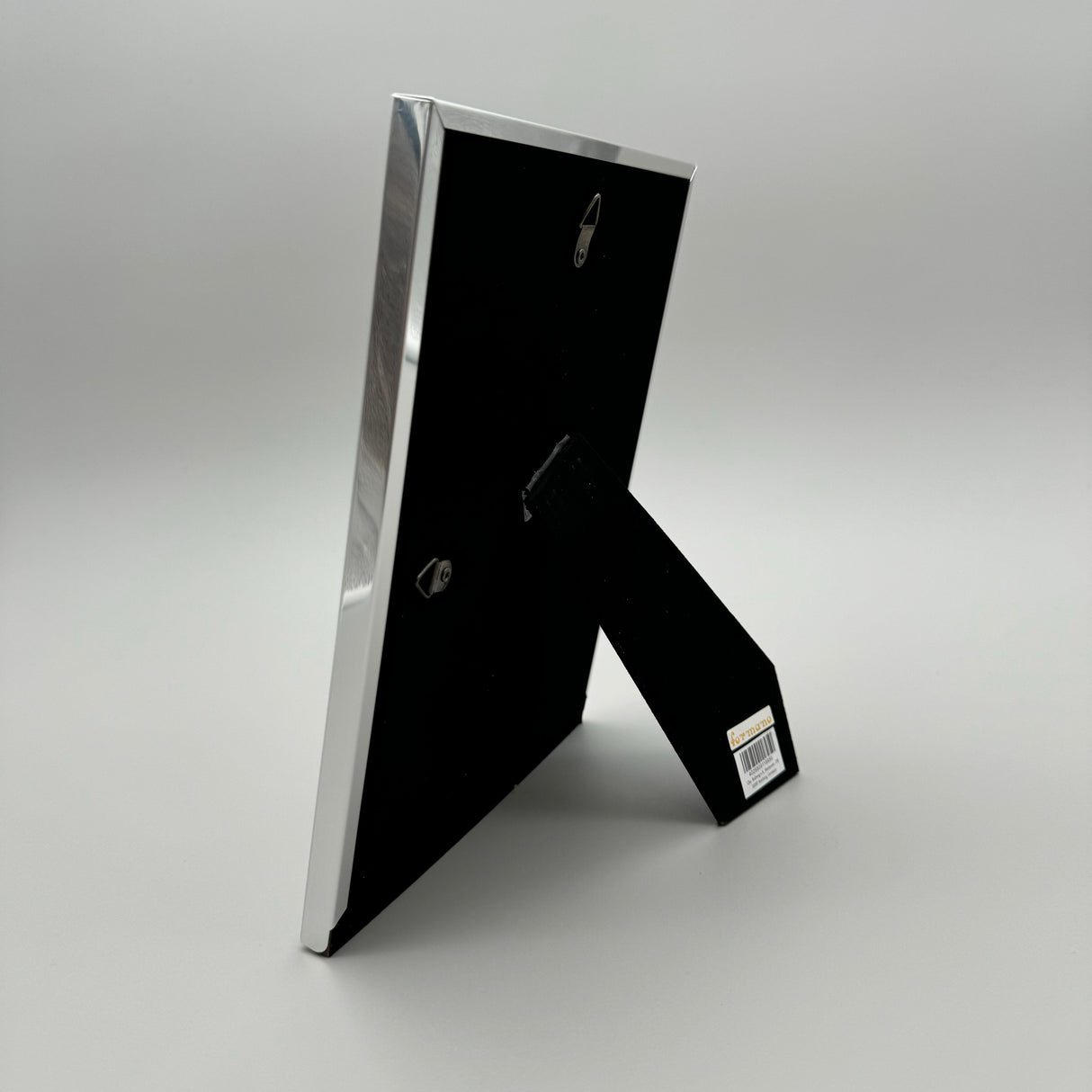 Fotorahmen Weiß-Silber mit Herzen – 10x15cm und 13x18cm aus Aluminium von Wimpelberg