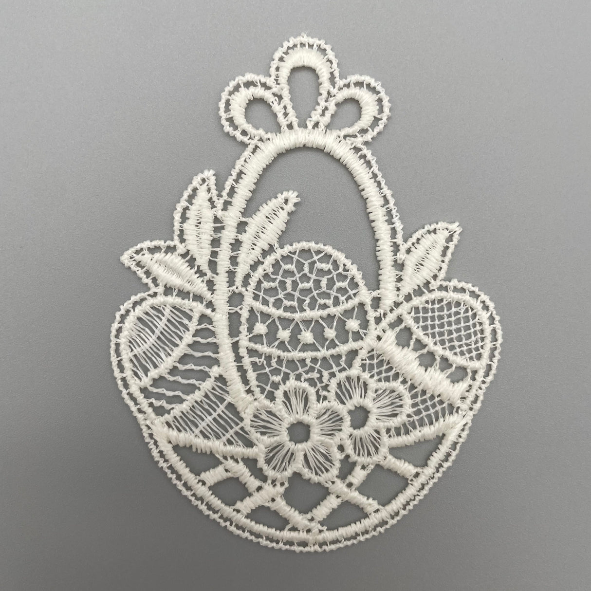 Plauener Spitze Fensterbild Ostern Ostereier von Wimpelberg