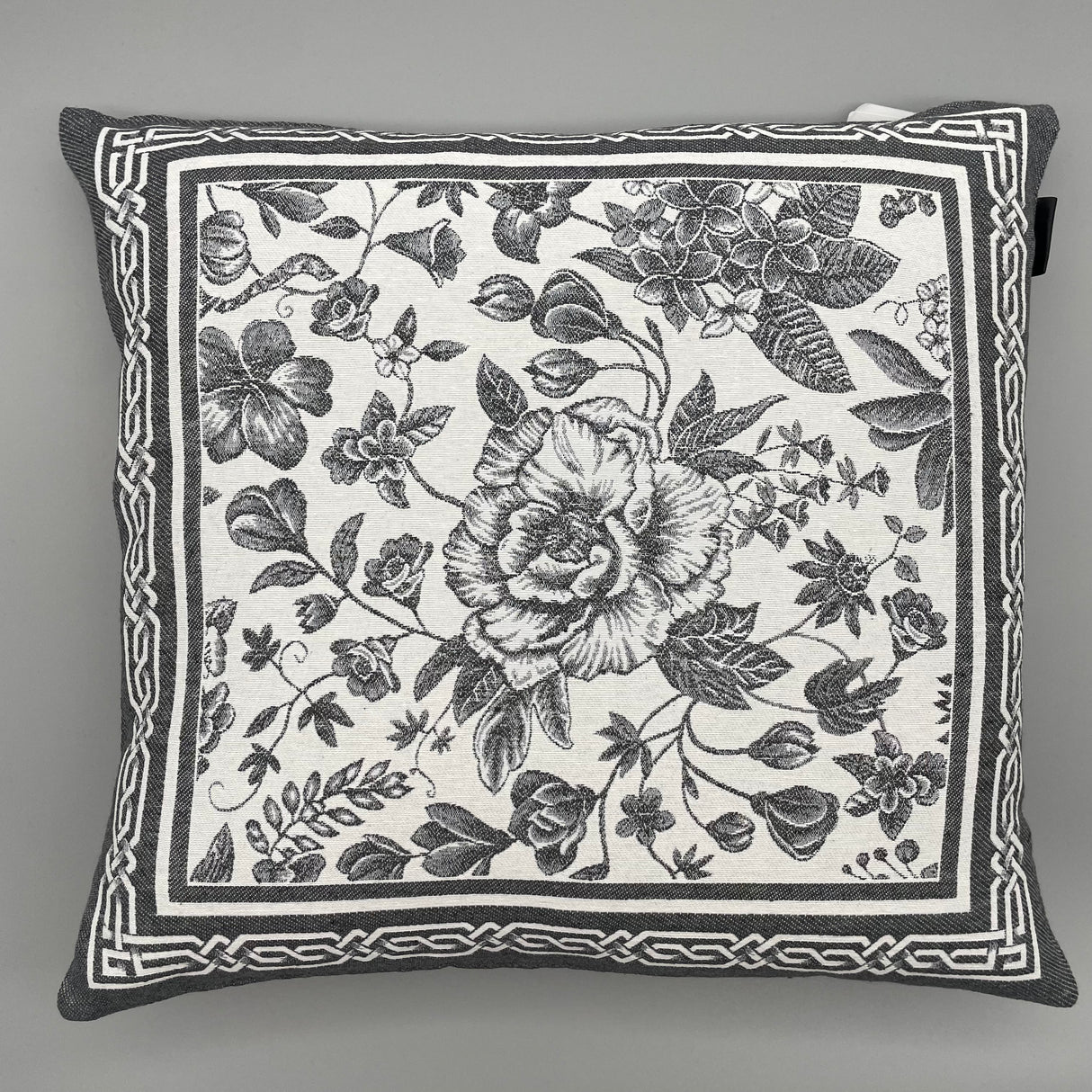 Kissenhülle "Jara Dunkelgrau" 45x45cm | Kissenbezug Blumenmuster von Wimpelberg