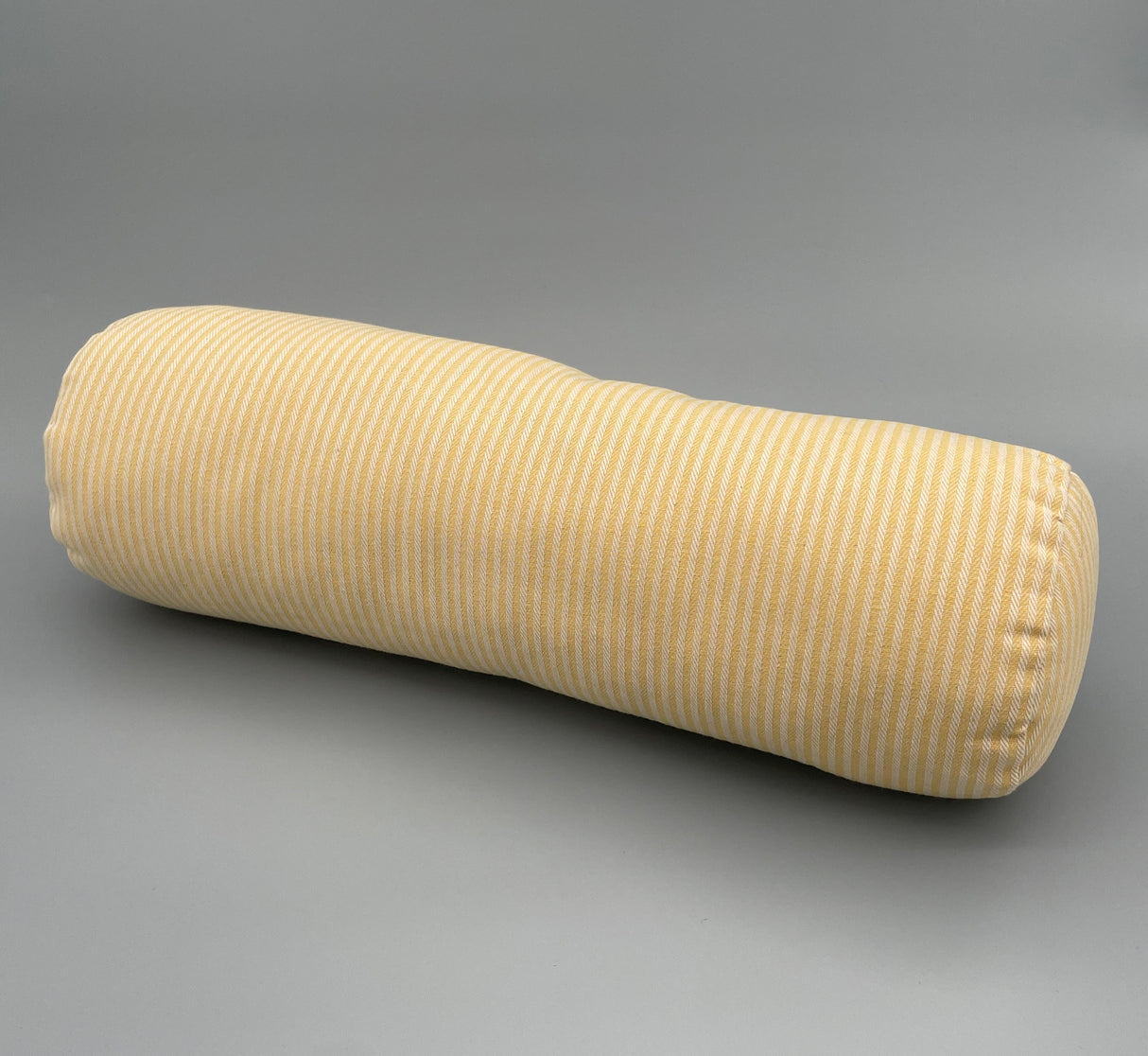 Nackenrolle, gefüllt gelb von Wimpelberg