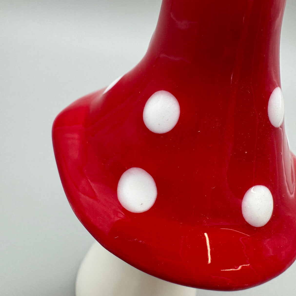 Charmanter Deko-Pilz Rot-Weiß aus Steingut (6x13cm und 8x18cm) von Wimpelberg