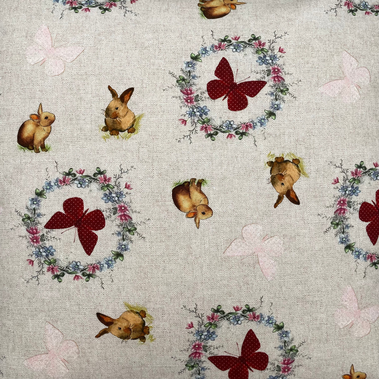 Kissenhülle Frühling aus Polyester mit Kaninchen - 50x50cm von Wimpelberg