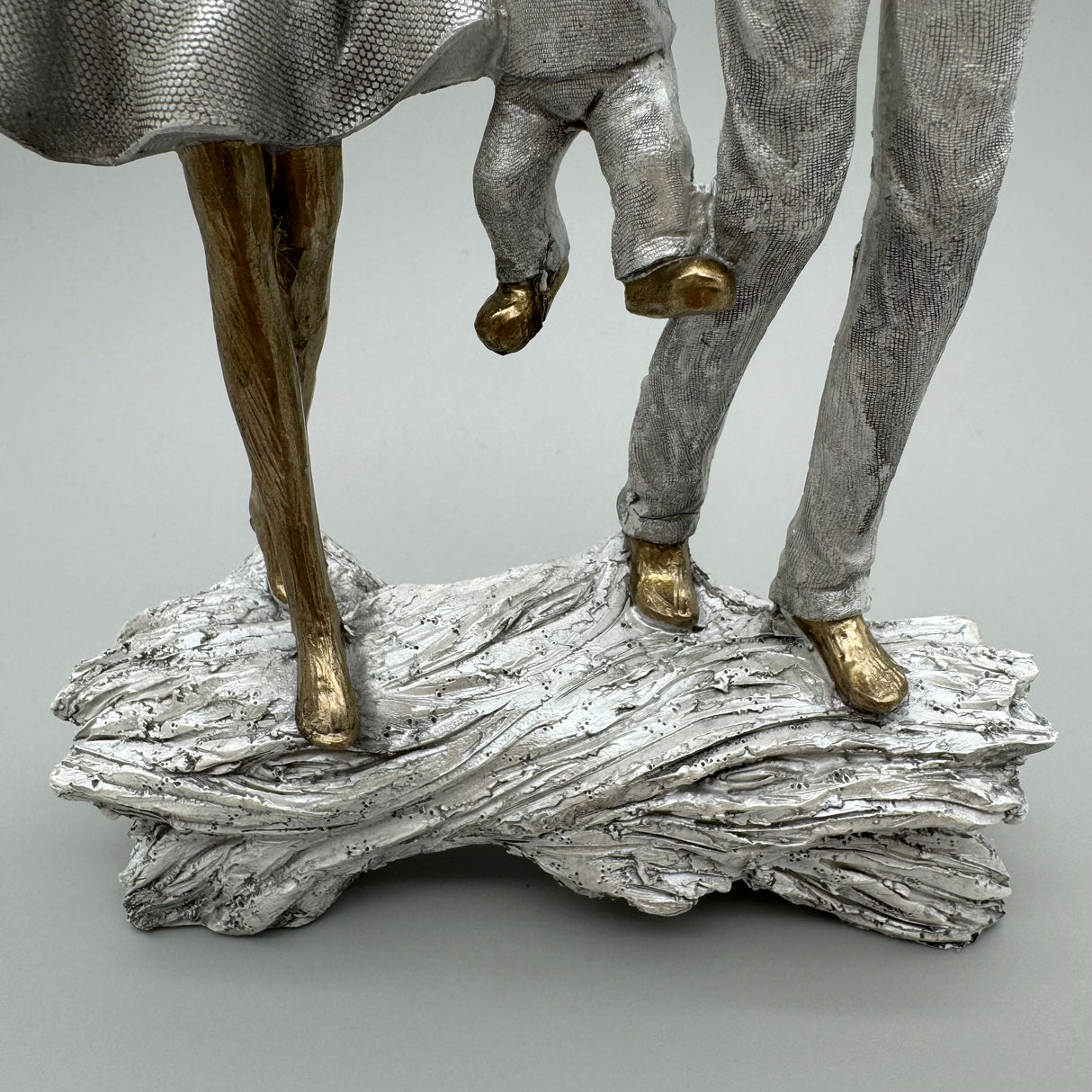 Familie aus Kunststein: 17x28 cm, Gold-Metallic, Handgefertigt von Wimpelberg