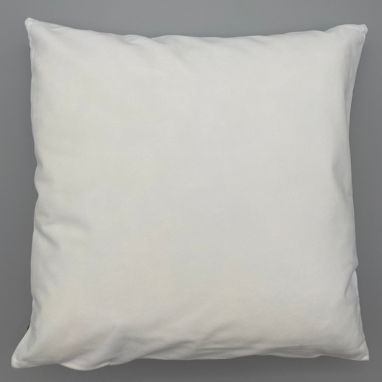 Kissenhülle Ostern Ostereier auf einer Wiese - 40x40cm von Wimpelberg