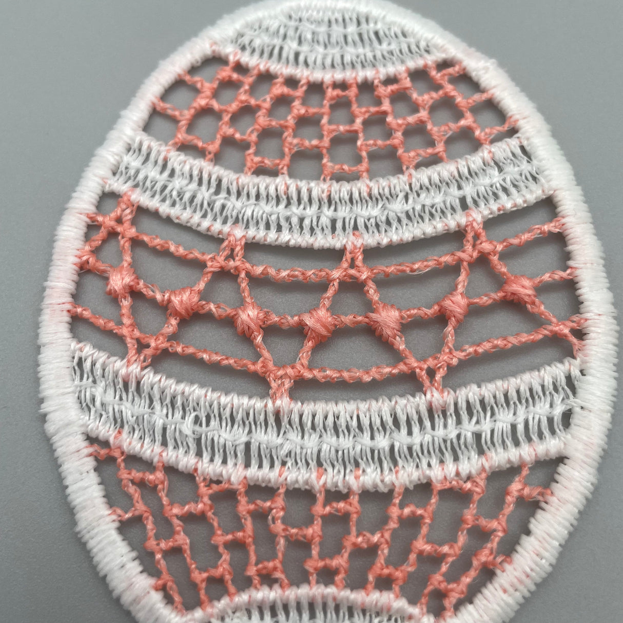 Plauener Spitze Fensterbild Ostern Osterei von Wimpelberg