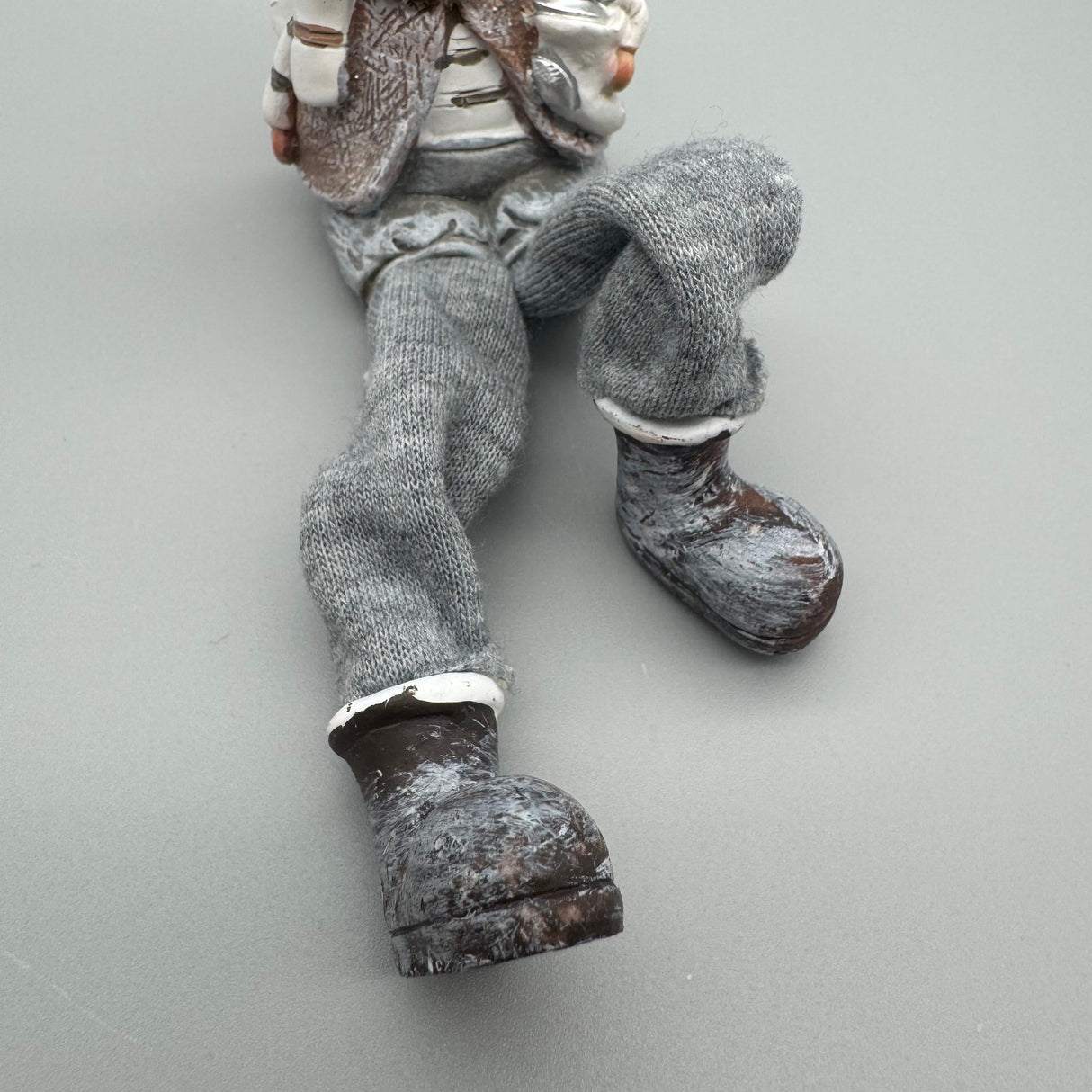 Kantenhocker "Winterkind" – Winterliche Dekofigur 20 cm Formano Deko von Wimpelberg