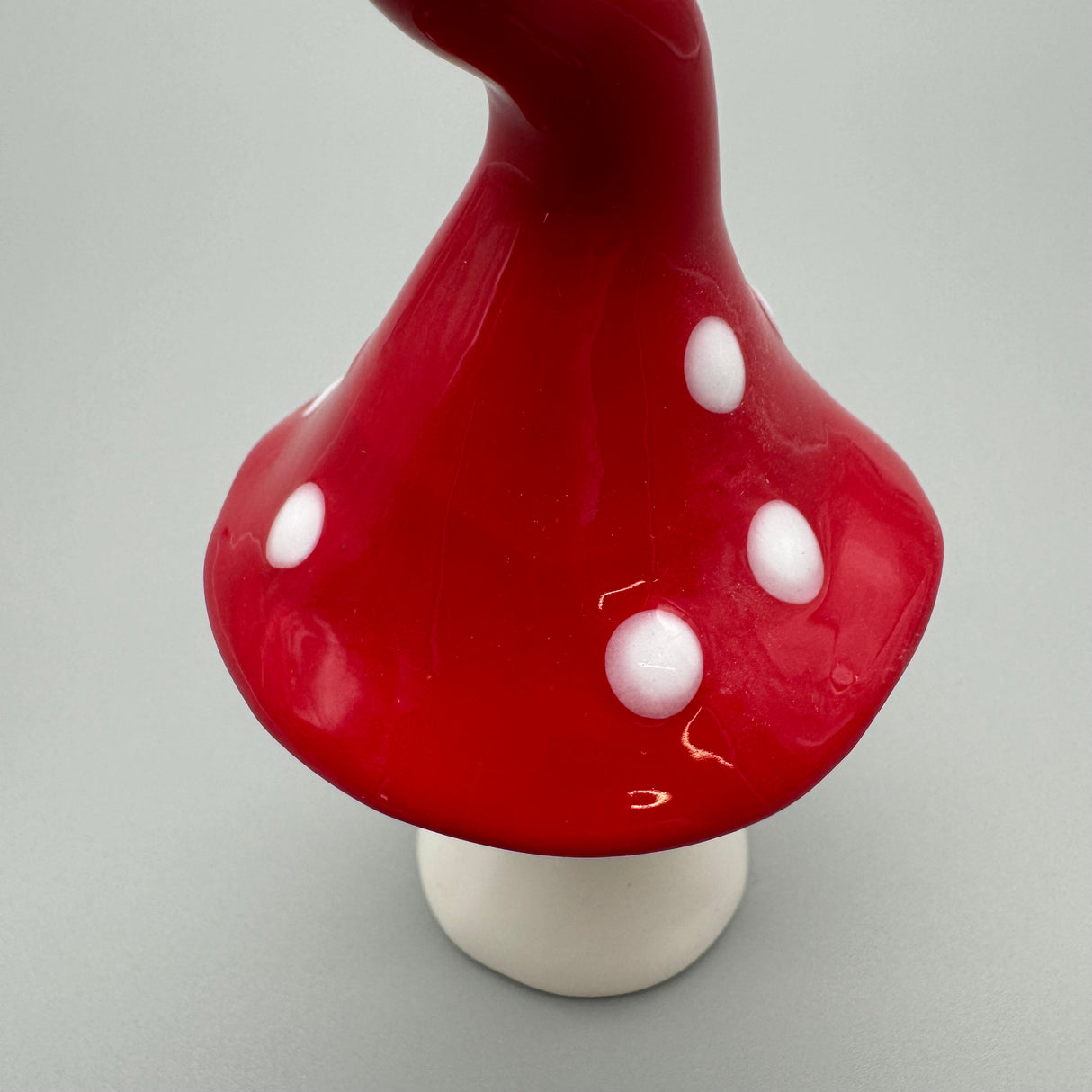 Charmanter Deko-Pilz Rot-Weiß aus Steingut (6x13cm und 8x18cm) von Wimpelberg