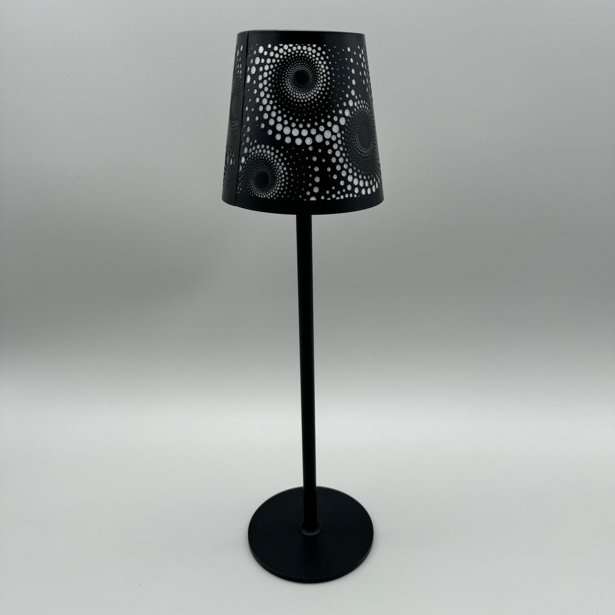 LED-Lampe rund 38cm Touch Kreise | LED Lampe Deko | Schirm mit Design von Wimpelberg