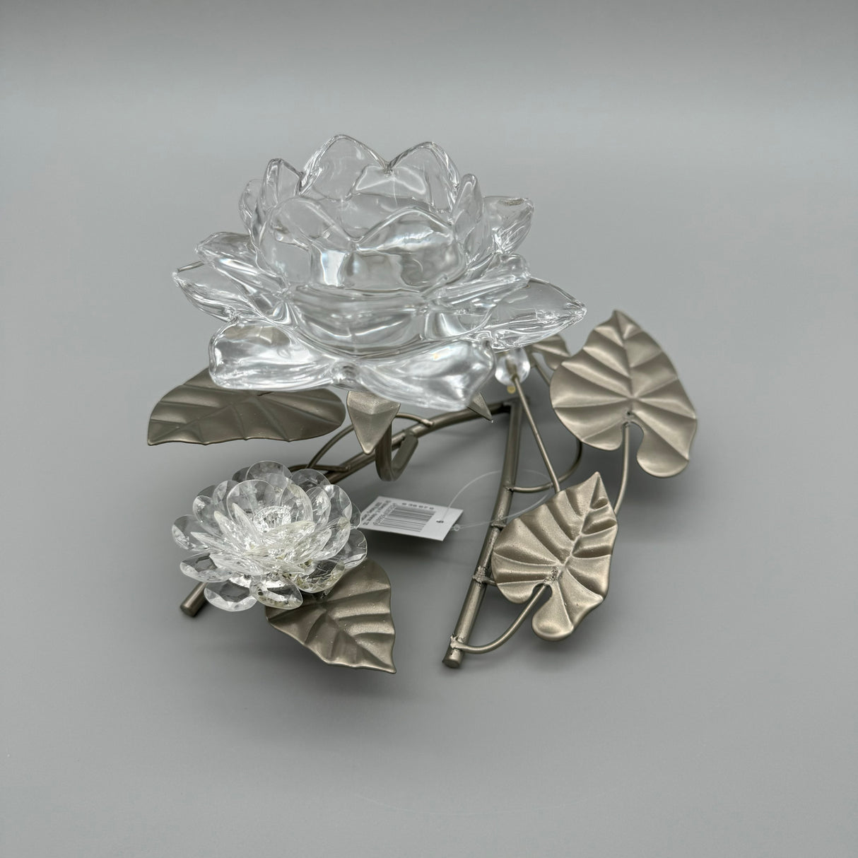 Tischleuchter Seerose klar – 22 cm aus silbernem Metall Teelichthalter von Wimpelberg