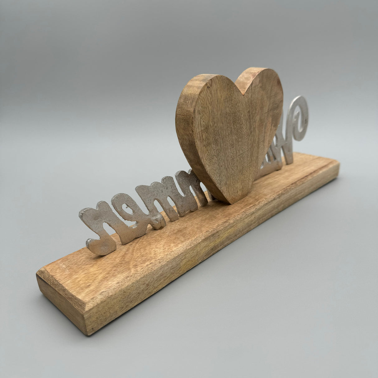 Schriftzug Willkommen auf Sockel – 36x14 cm aus Aluminium und Mangoholz Büste von Wimpelberg