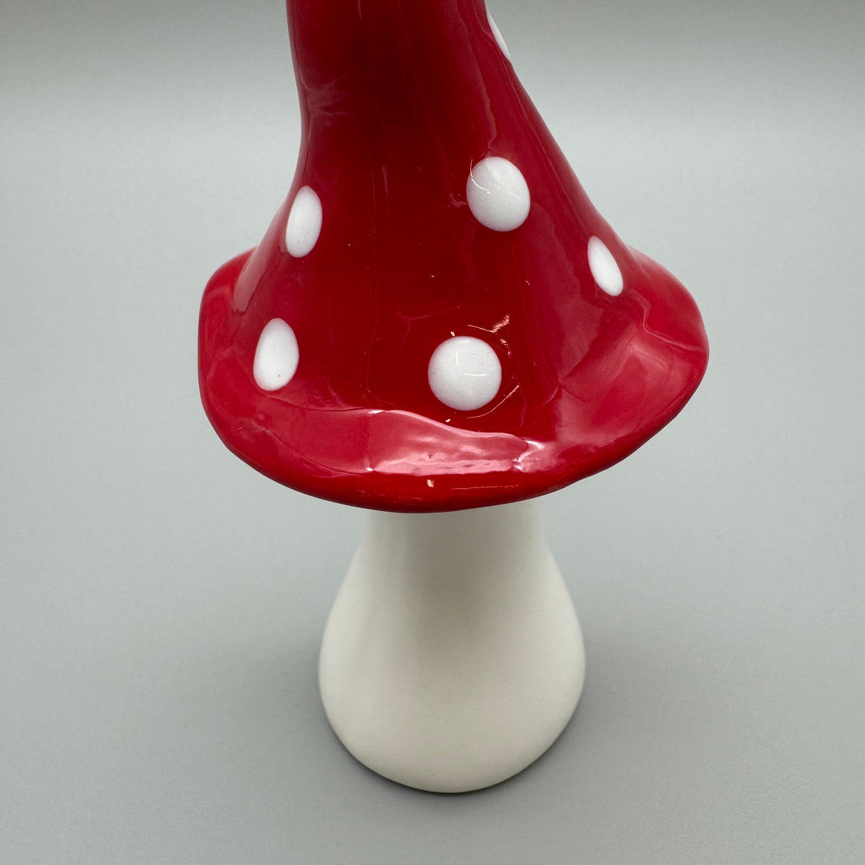 Charmanter Deko-Pilz Rot-Weiß aus Steingut (6x13cm und 8x18cm) von Wimpelberg