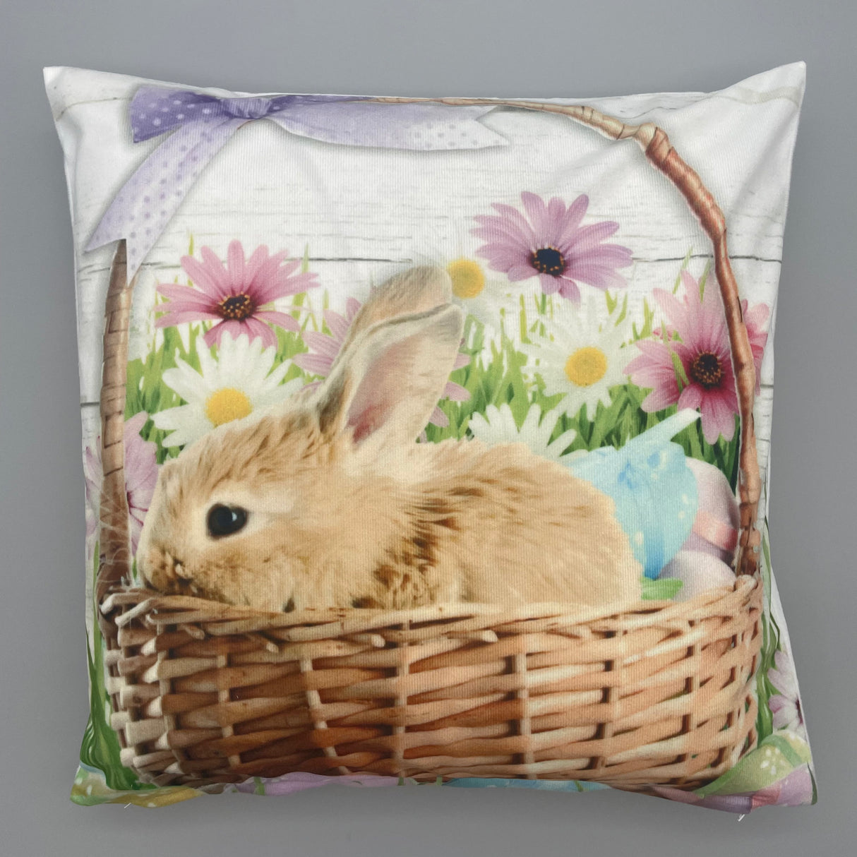 Kissenhülle Frühling Hase im Korb - 40x40cm von Wimpelberg