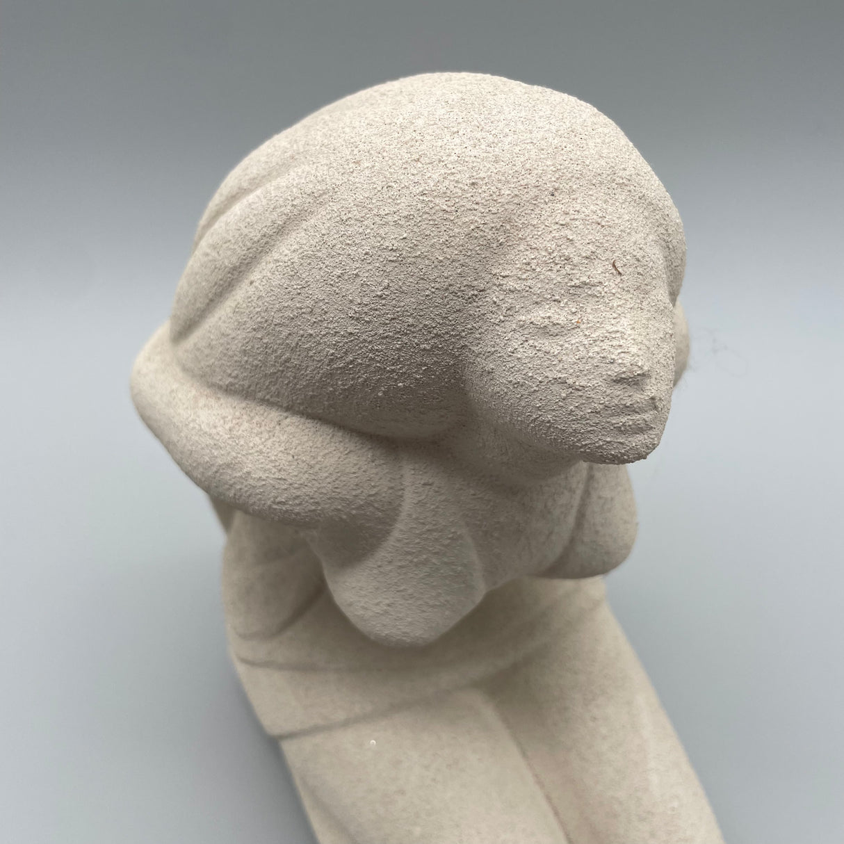 Figur "Frau auf Knie" von Wimpelberg