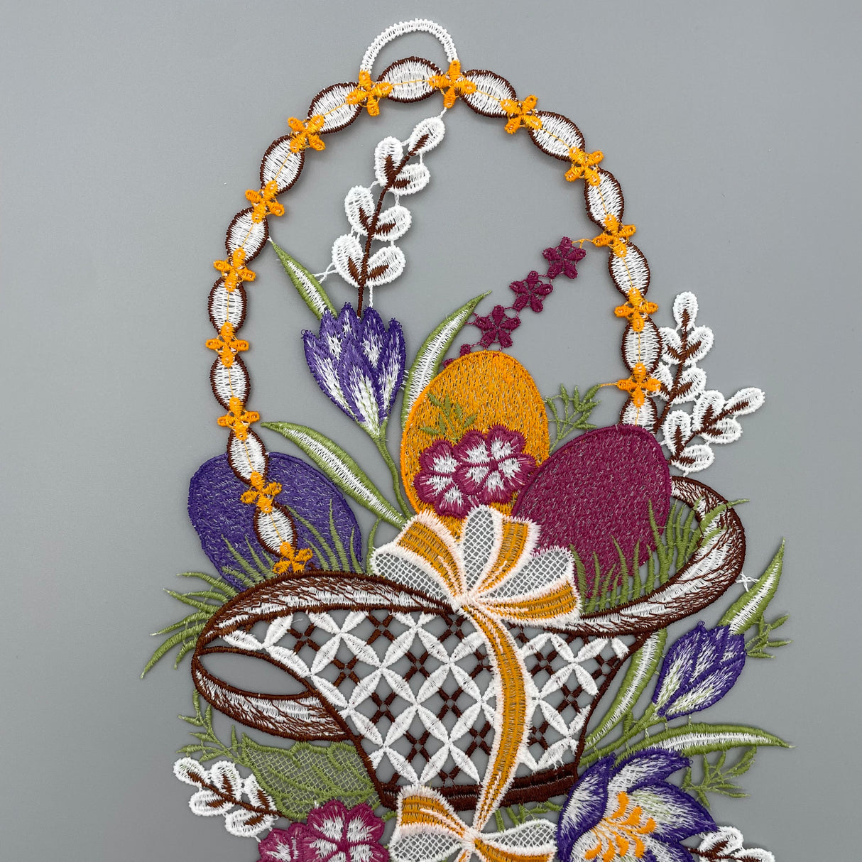 Fensterbild "Osterkorb" farbig | Plauener Spitze Fensterbild Ostern von Wimpelberg