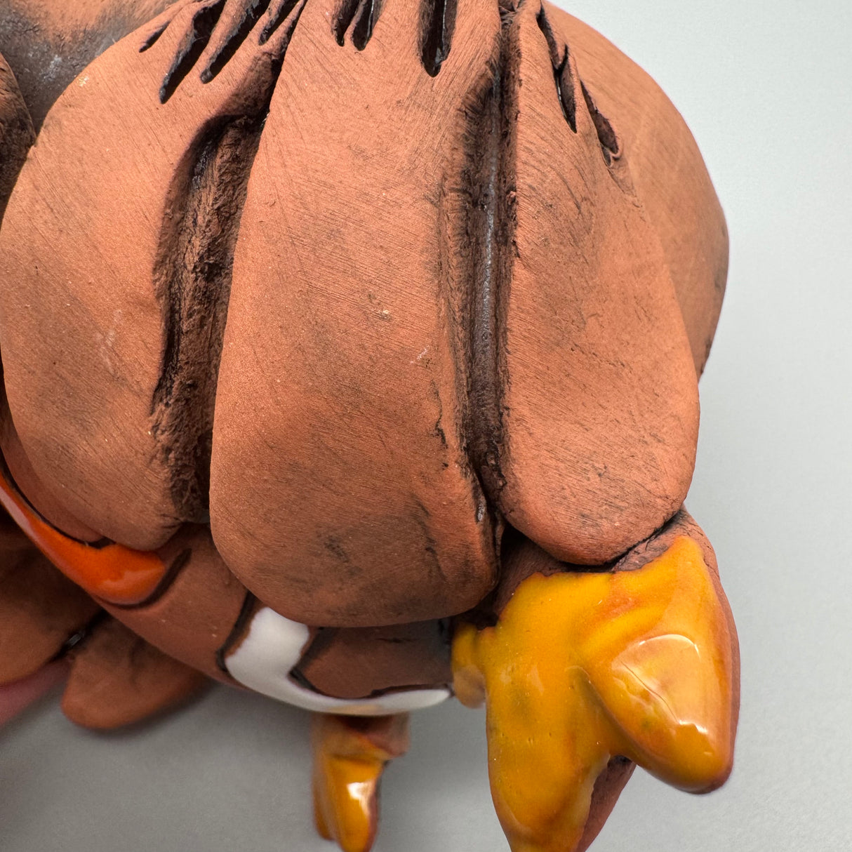 Deko Eule aus Keramik 13x10 cm – Winterliche Dekofigur von Wimpelberg