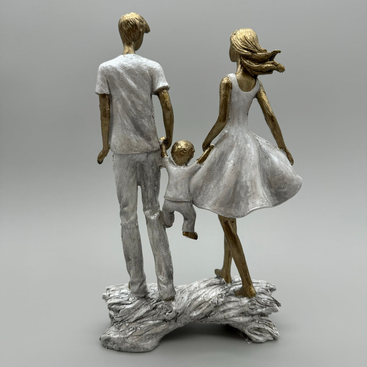 Familie aus Kunststein: 17x28 cm, Gold-Metallic, Handgefertigt von Wimpelberg