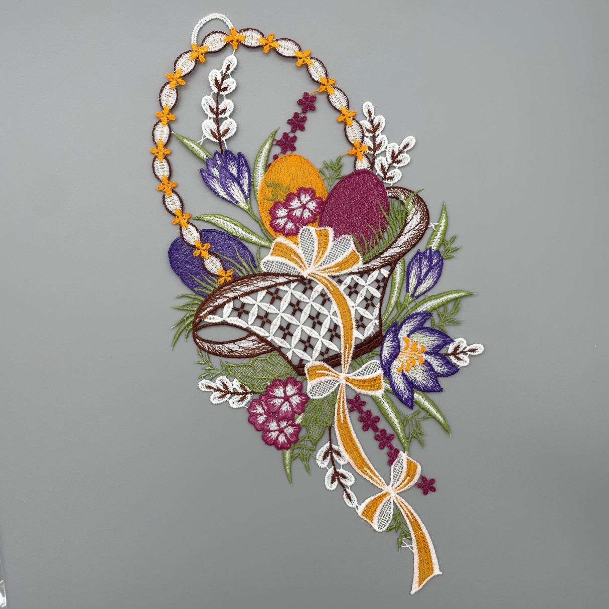 Fensterbild "Osterkorb" farbig | Plauener Spitze Fensterbild Ostern von Wimpelberg