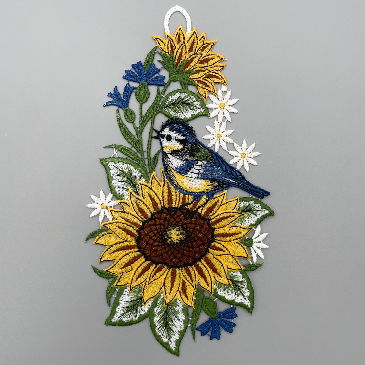 Fensterbild Sonnenblume mit Meise | Plauener Spitze | Fensterdekoration von Wimpelberg