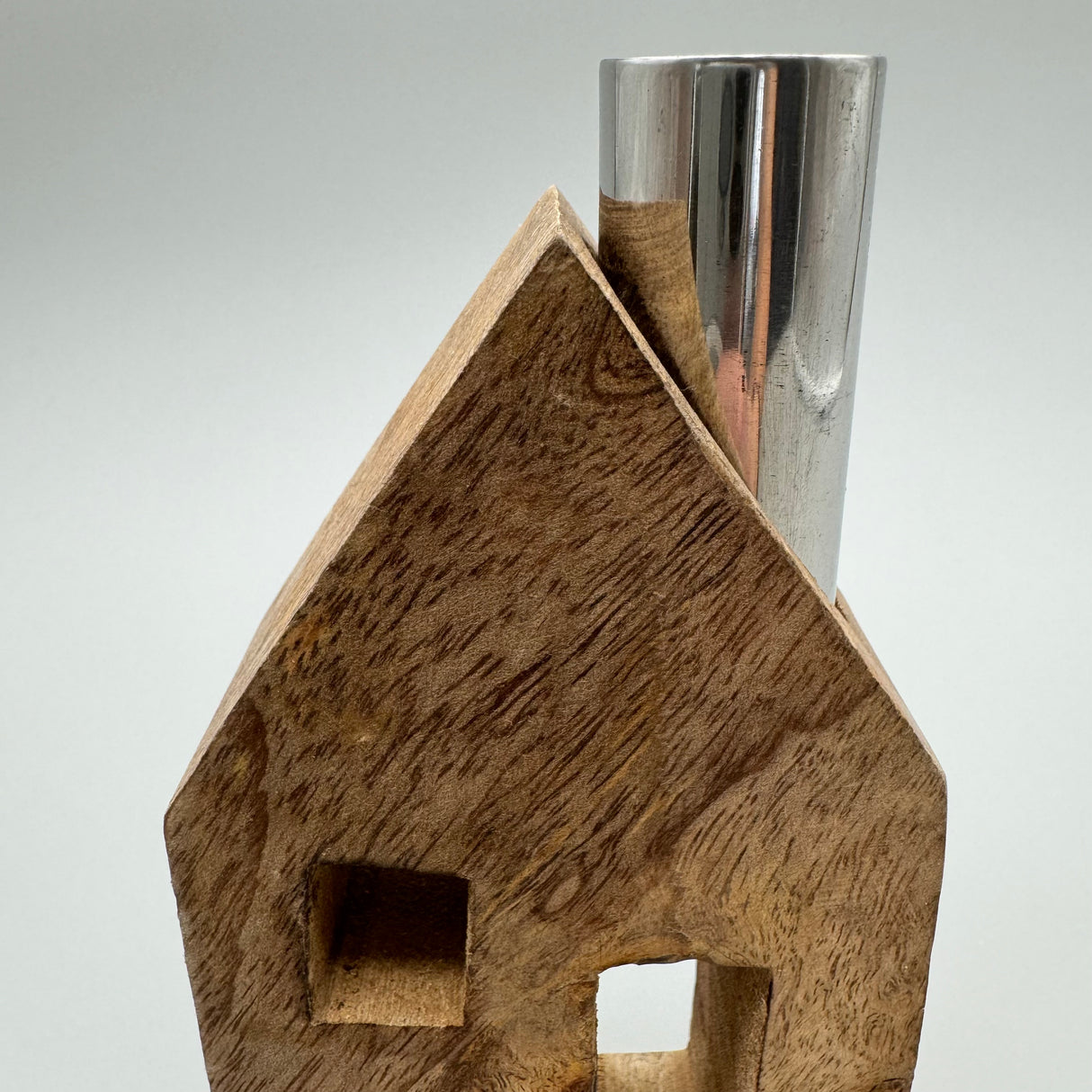 Deko Haus aus Aluminium und Mangoholz von Wimpelberg