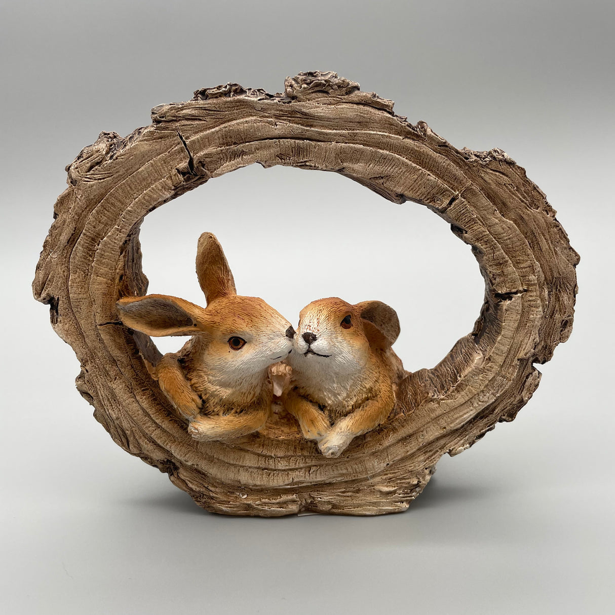 Dekoobjekt Ostern Hase im Holzring | Deko für Ostern zwei Hasen von Wimpelberg