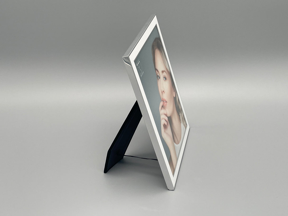 Moderner Fotorahmen 25x20 cm – Zeitgenössische Eleganz von Wimpelberg
