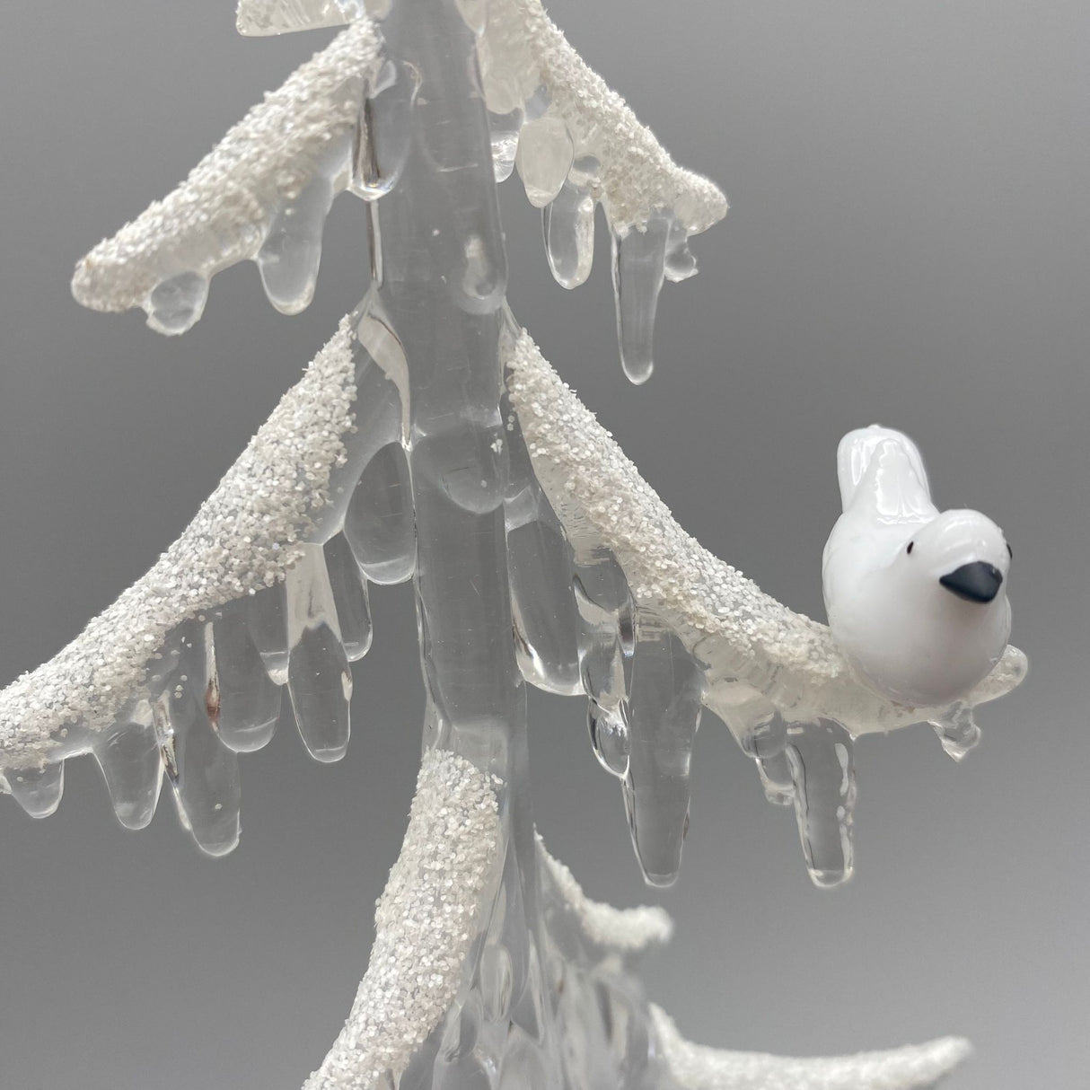 Deko Baum mit Vogel und Schnee-Dekor Acryl mit Licht | Winterdeko von Wimpelberg