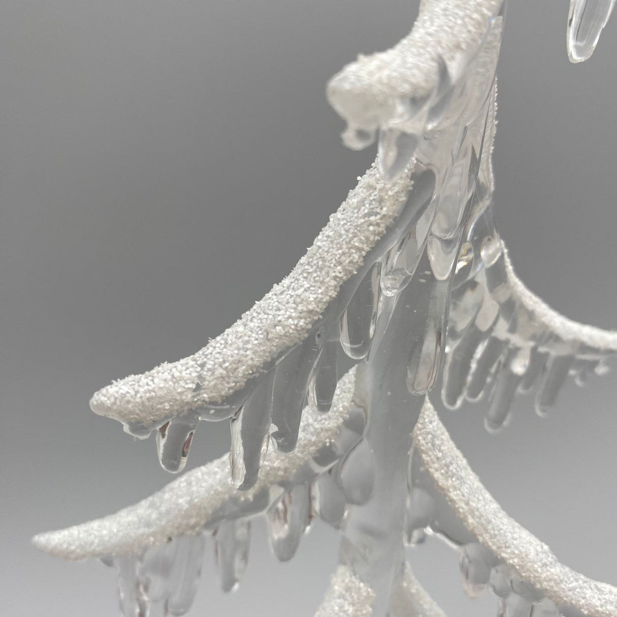 Deko Baum mit Vogel und Schnee-Dekor Acryl mit Licht | Winterdeko von Wimpelberg