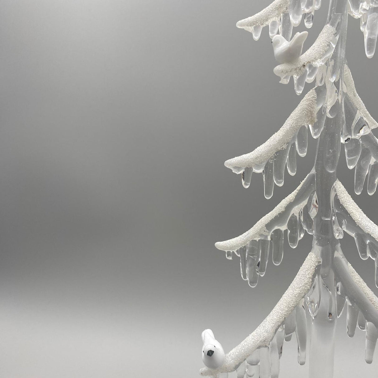 Deko Baum mit Vogel und Schnee-Dekor Acryl mit Licht | Winterdeko von Wimpelberg