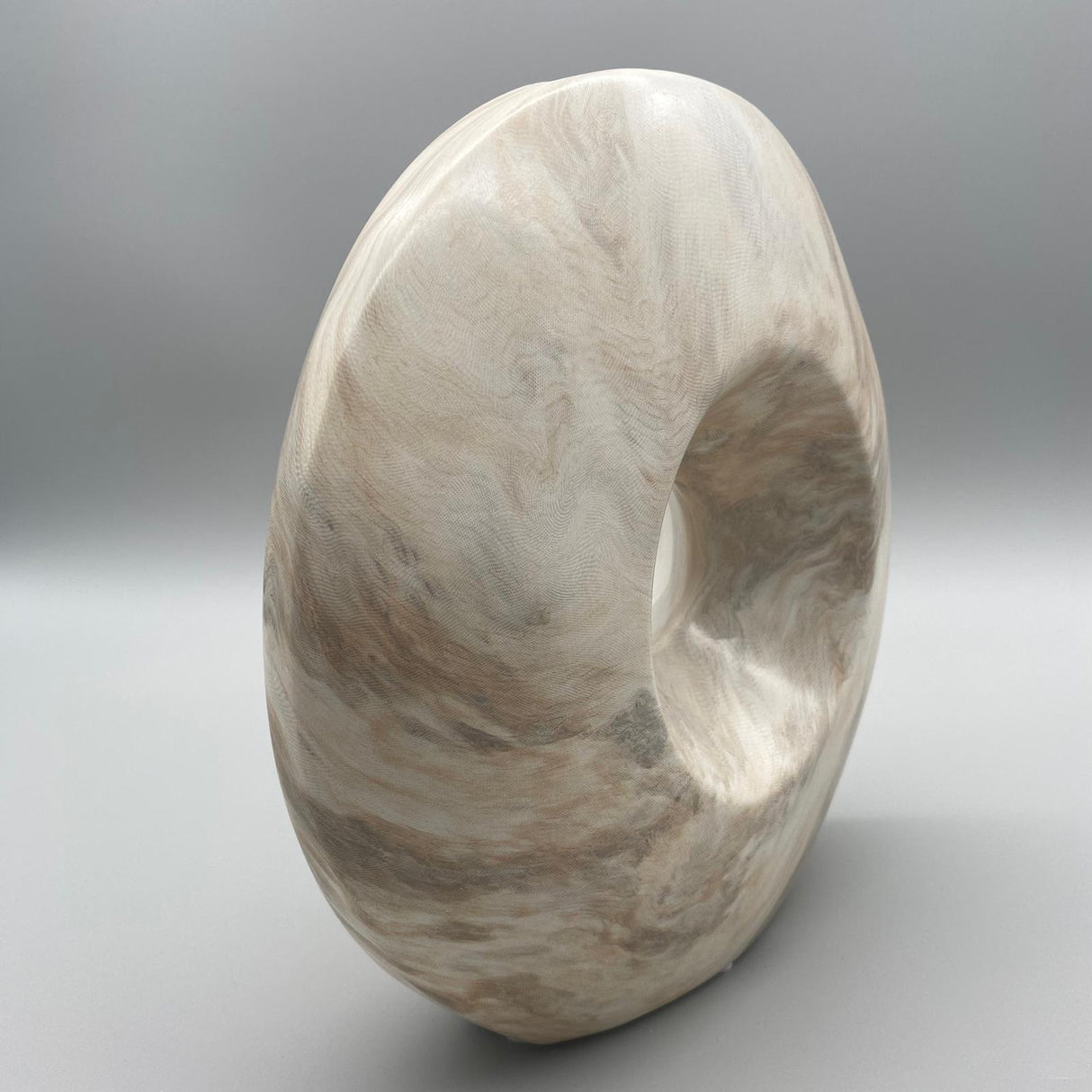 Runde Vase mit Loch 26 cm – Keramik mit matter, creme-braun | Deko Vase modern von Wimpelberg