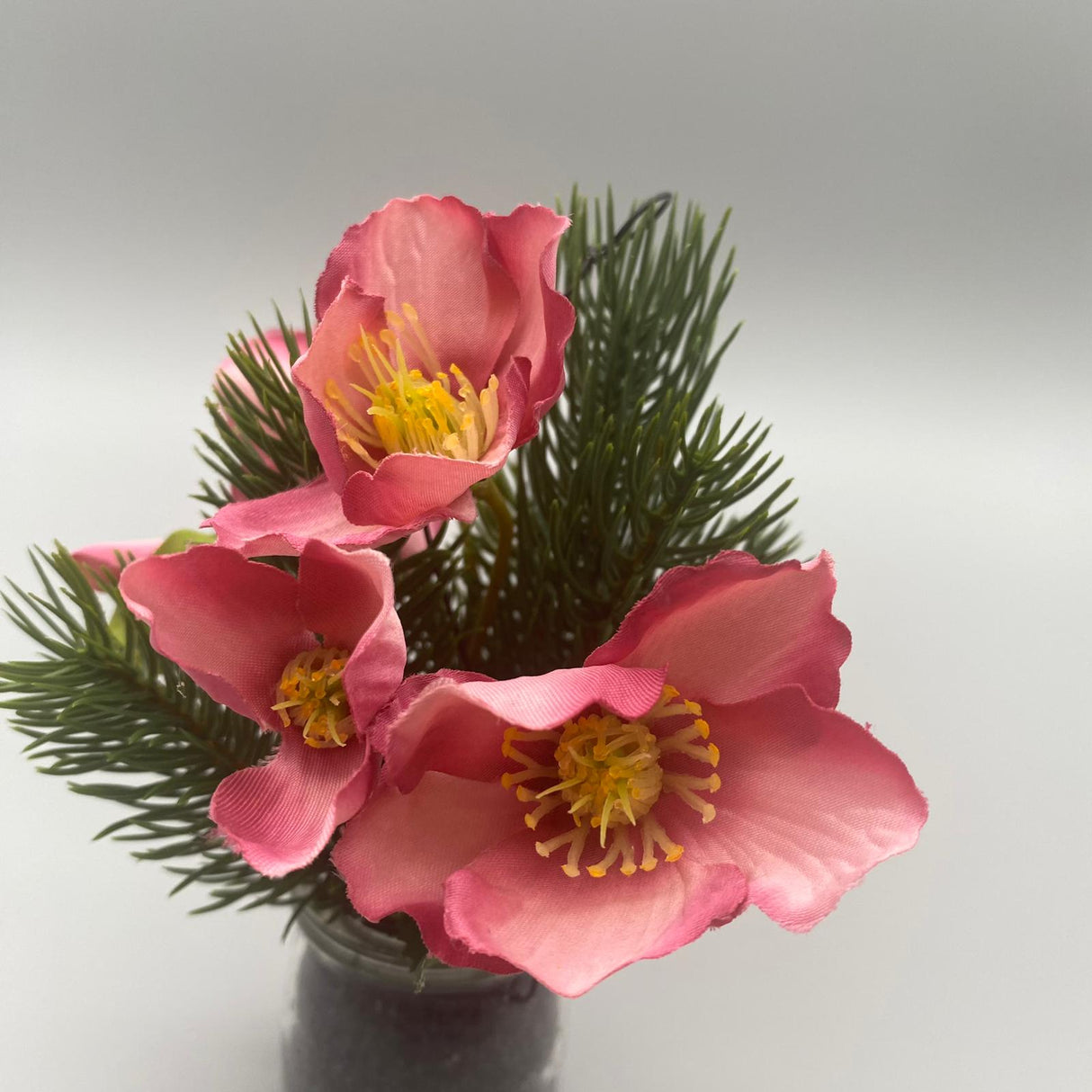 Christrose im Glastopf 21 cm – Weiß & Rosa | Deko Kunstpflanzen von Wimpelberg