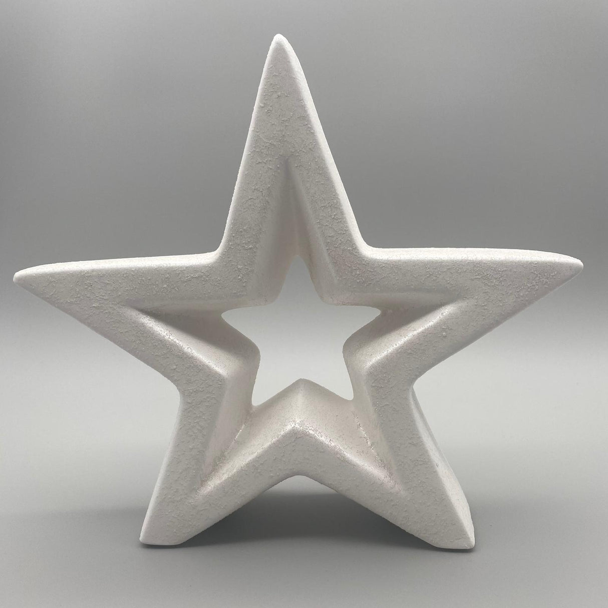 Deko-Stern Frosty-Weiß – 30x28 cm Keramikstern in Eis-Optik | Formano Weihnachten von Wimpelberg