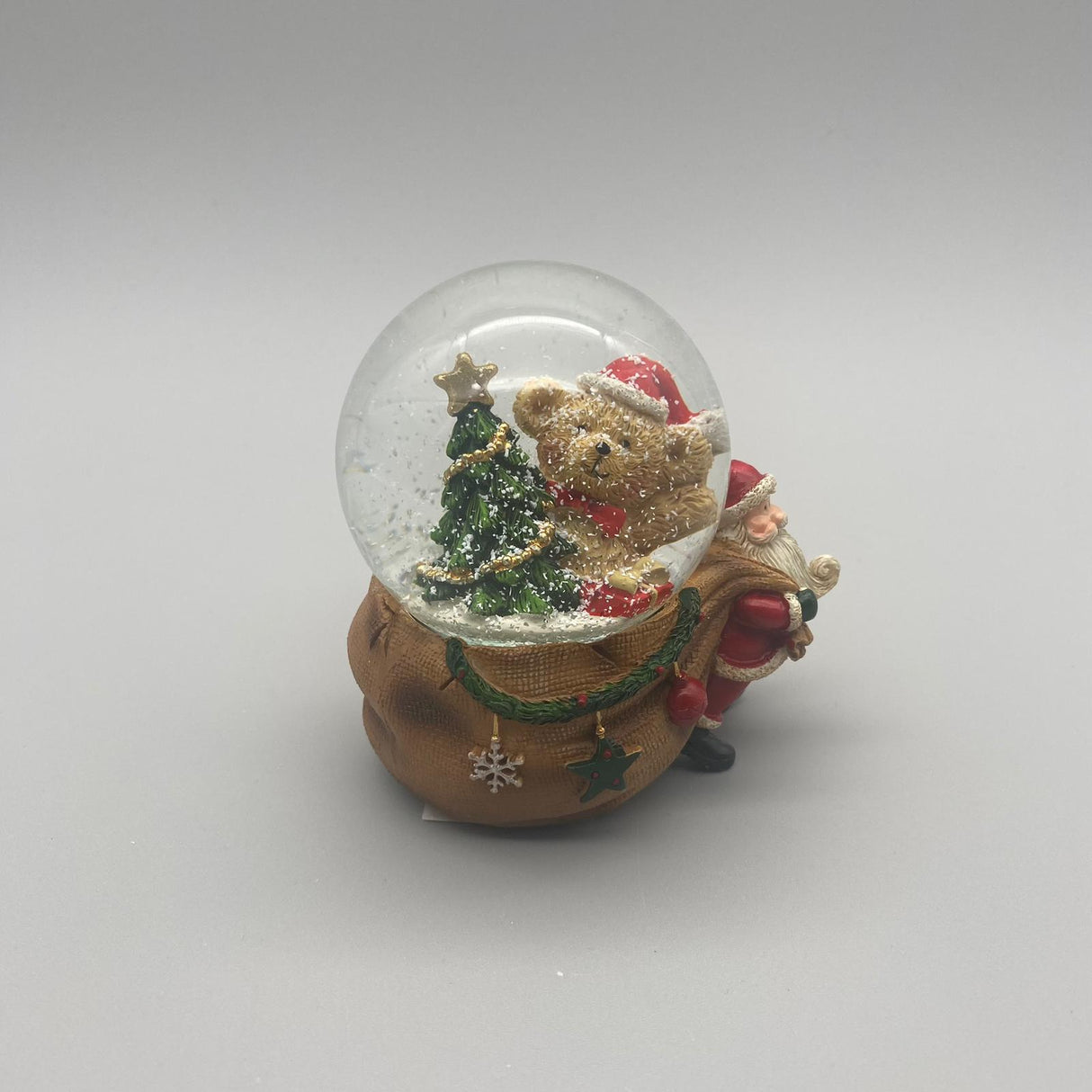 Schüttelkugel Weihnachten Winterfigur – 9 cm | Formano Weihnachten Teddybär mit Tannenbaum von Wimpelberg