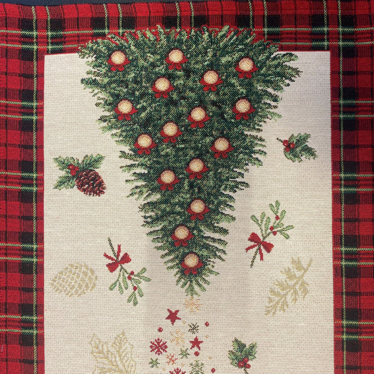 Weihnachtsläufer Gobelin Karo mit Baum-Motiv – Weihnachtsdeko Läufer von Wimpelberg