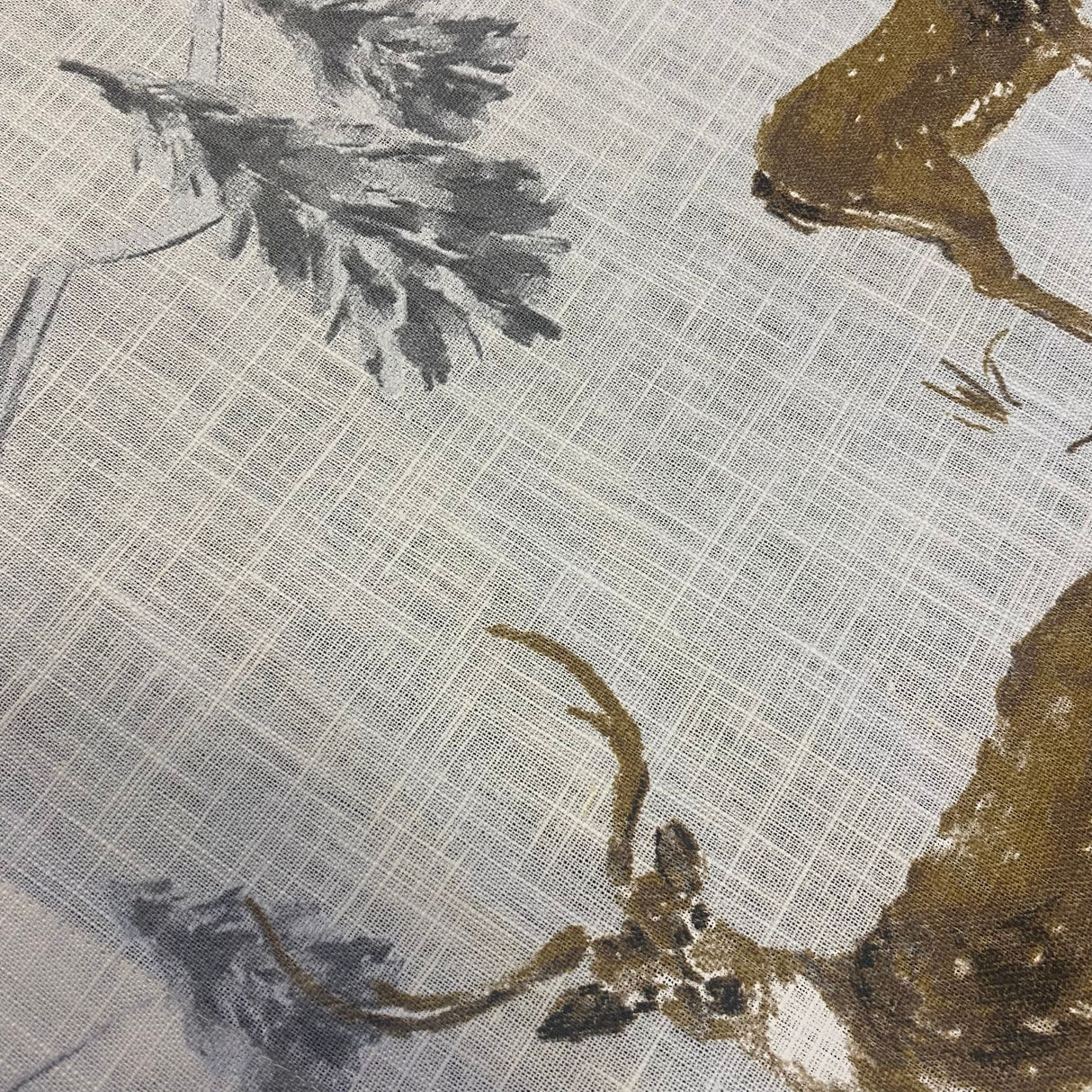 Winterläufer Rehwild – 40x100 cm und 40x130 cm | Tischdeko für den Winter von Wimpelberg