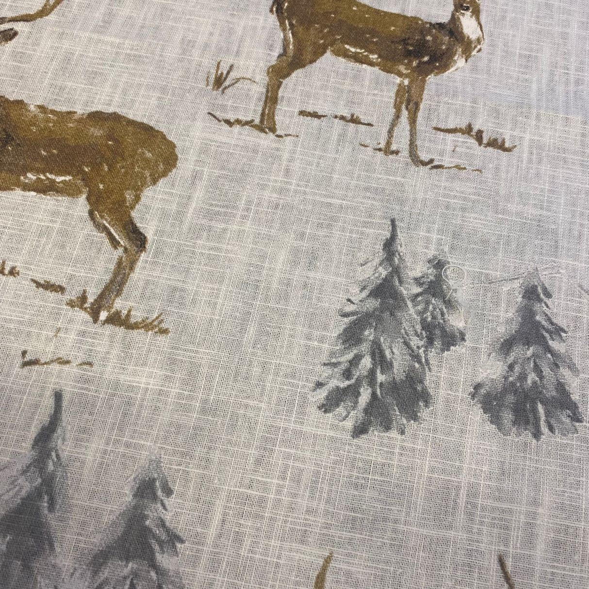 Winterdecke Rehwild – 85x85 cm | Winterdecke Tischdekoration von Wimpelberg
