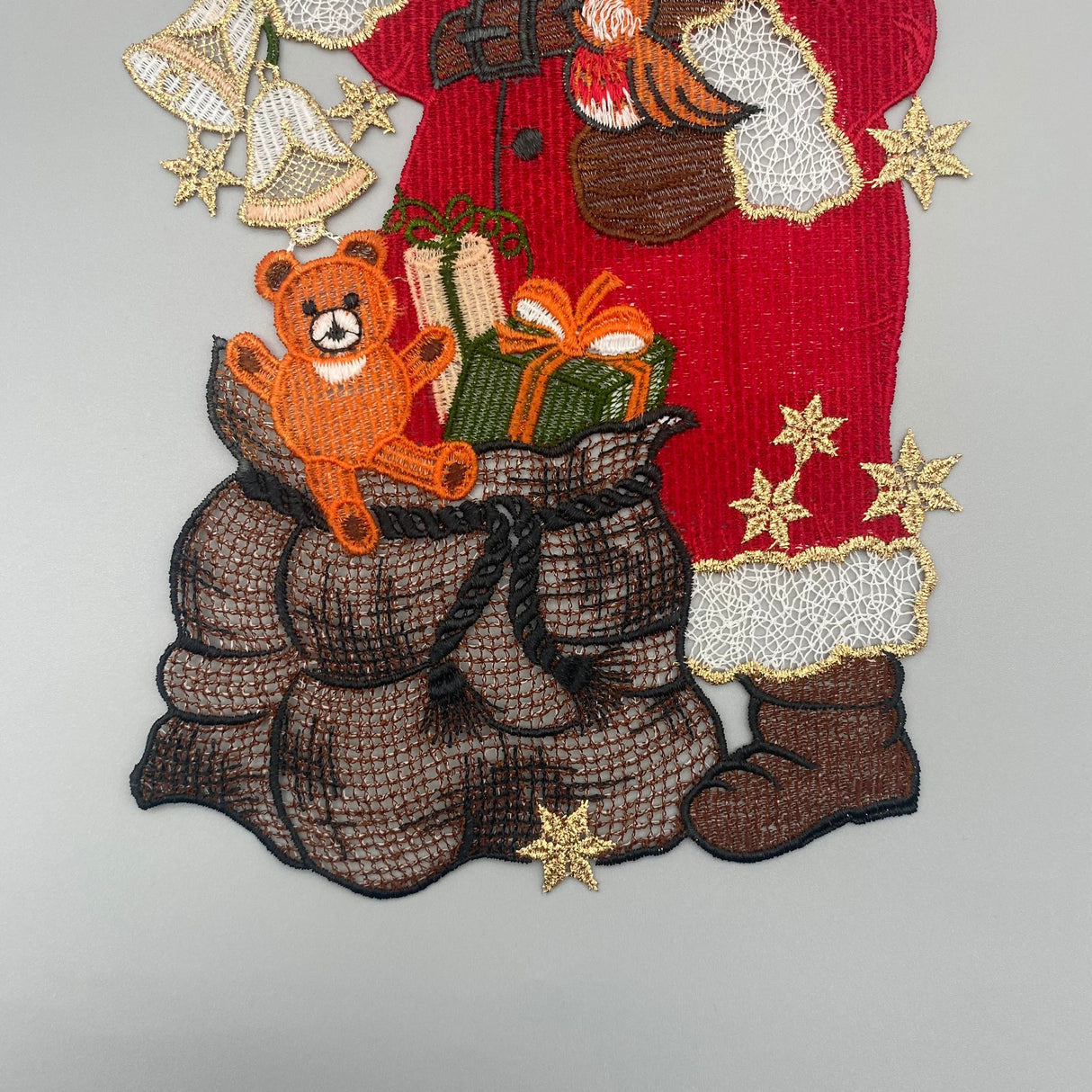 Fensterbild "Santa Claus" – Plauener Spitze | Fensterdeko Weihnachten von Wimpelberg