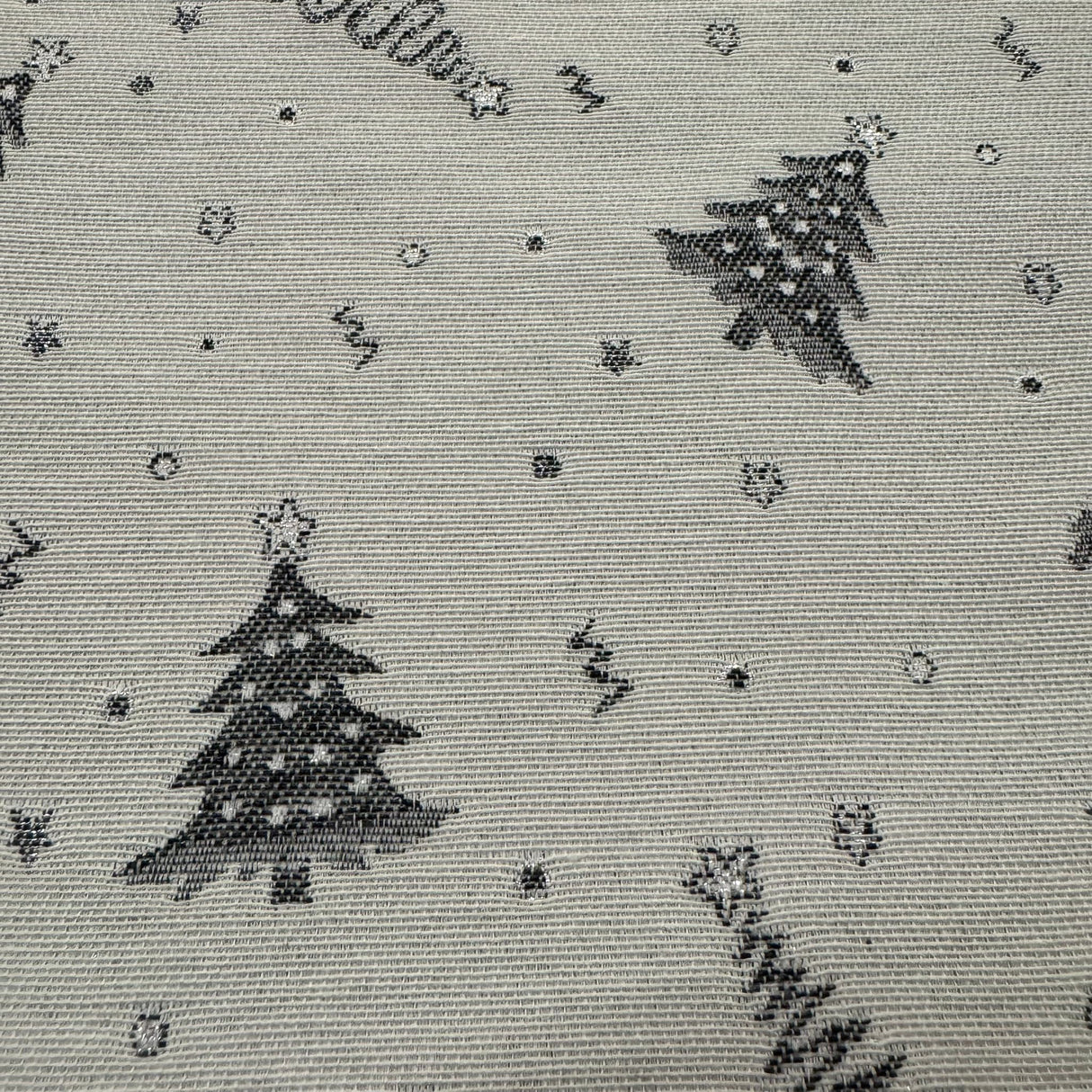 Weihnachtsläufer "Sturm" – Grau mit kleinen Weihnachtsbäumen | Weihnachten von Wimpelberg