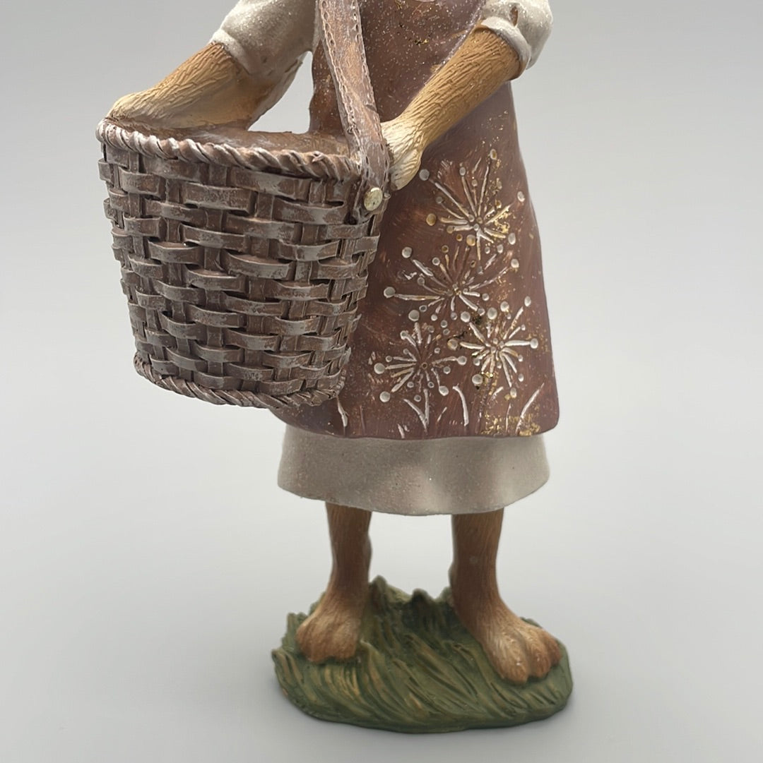 Osterhasen Deko Figur mit Pfeife und Korb aus Kunststein | Osterfiguren   von Wimpelberg