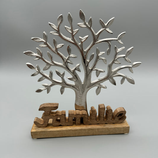 Schriftzug „Familie“ mit Baum aus Aluminium und Mangoholz – 26x23cm Deko für ein harmonisches Zuhause   von Wimpelberg