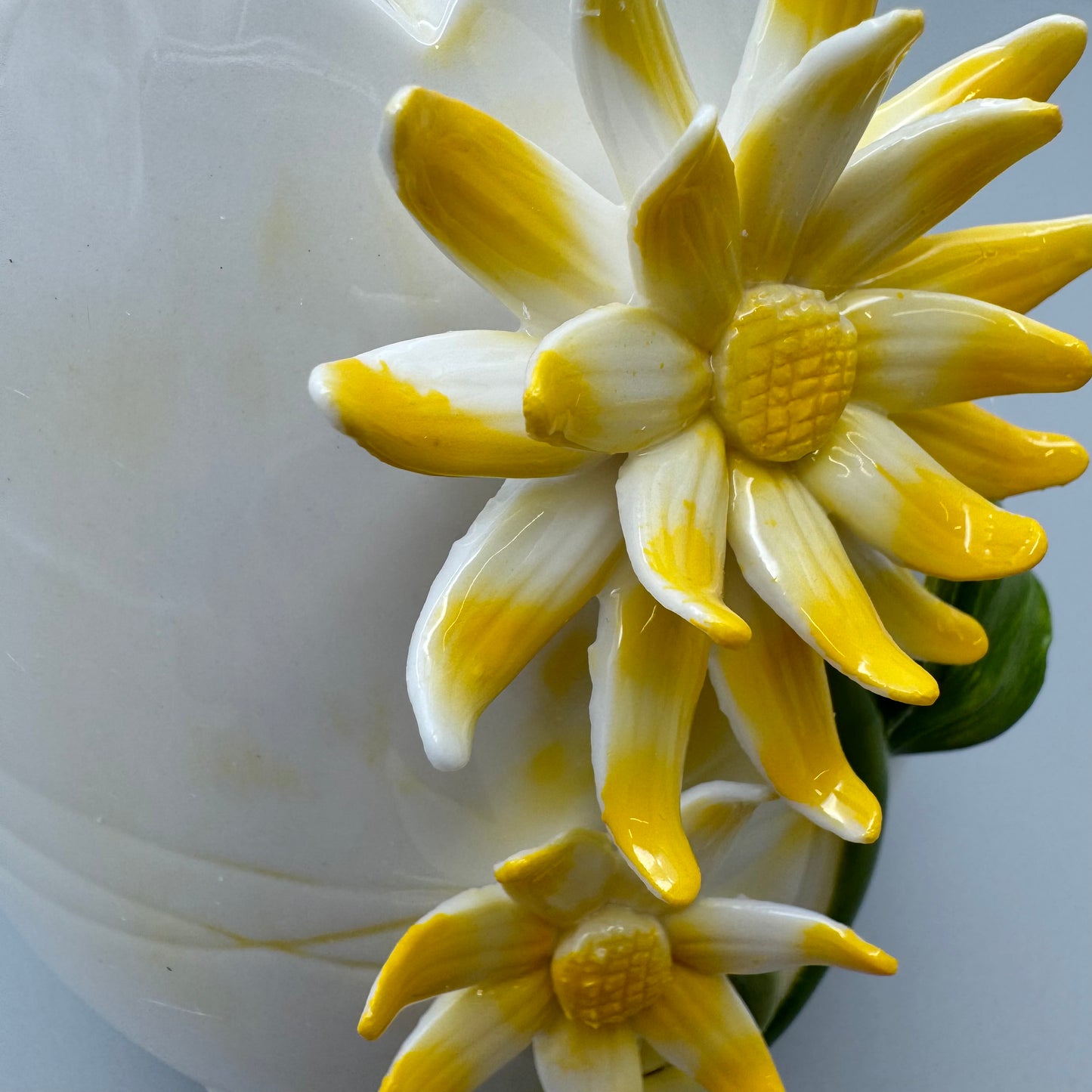 Vase Porzellanblume – 15 cm Deko Frühling und Sommer   von Wimpelberg