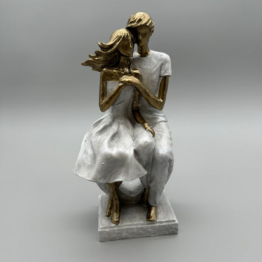 Kunststeinfigur: Paar auf Herz, 14x28 cm, Gold-Metallic, Handgefertigt   von Wimpelberg