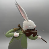 Oster Deko Osterhase mit Instrument   von Wimpelberg