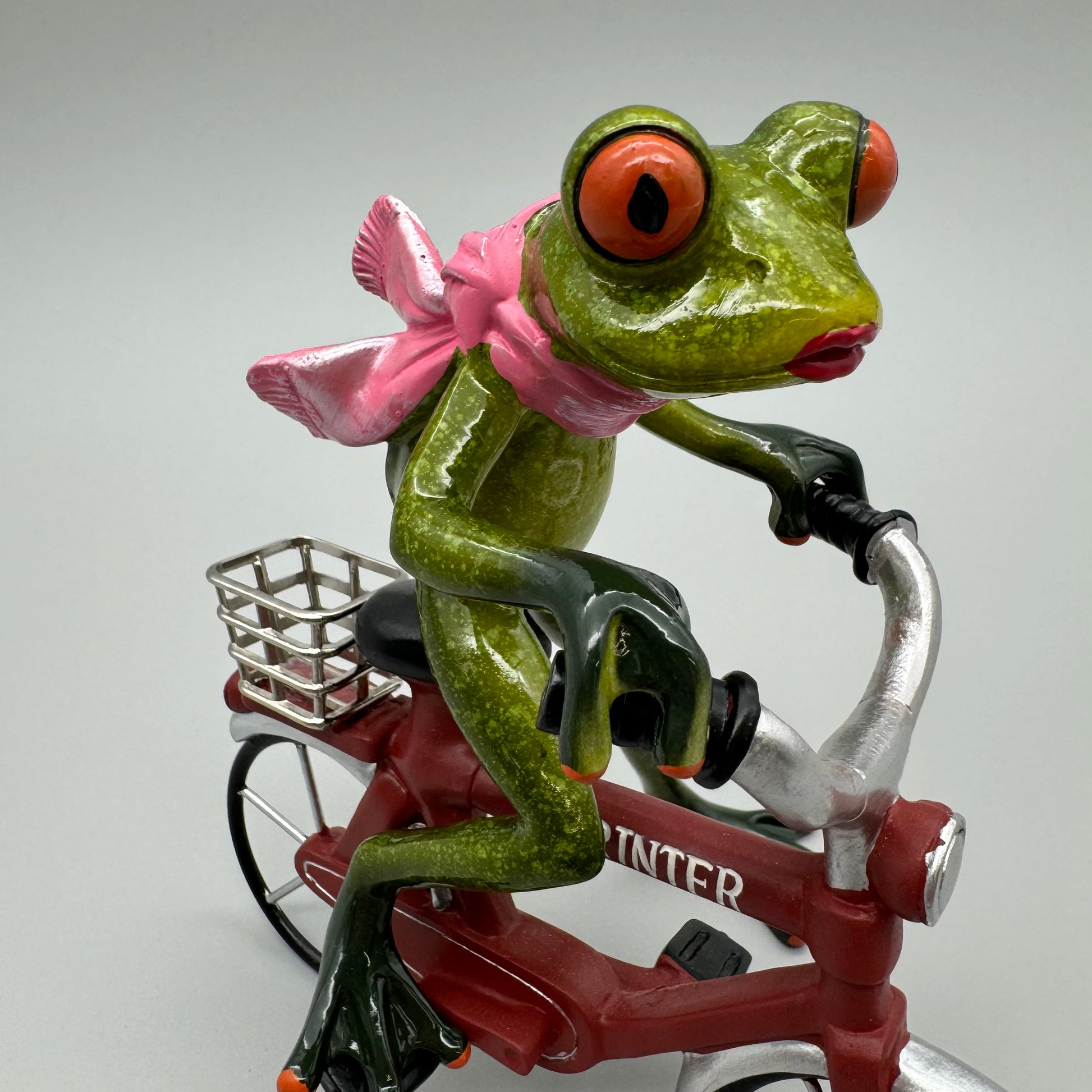 Lustiger Frosch-Dekoartikel auf Fahrrad: 16x17 cm, Hellgrün, Kunststein, Handbemalt   von Wimpelberg