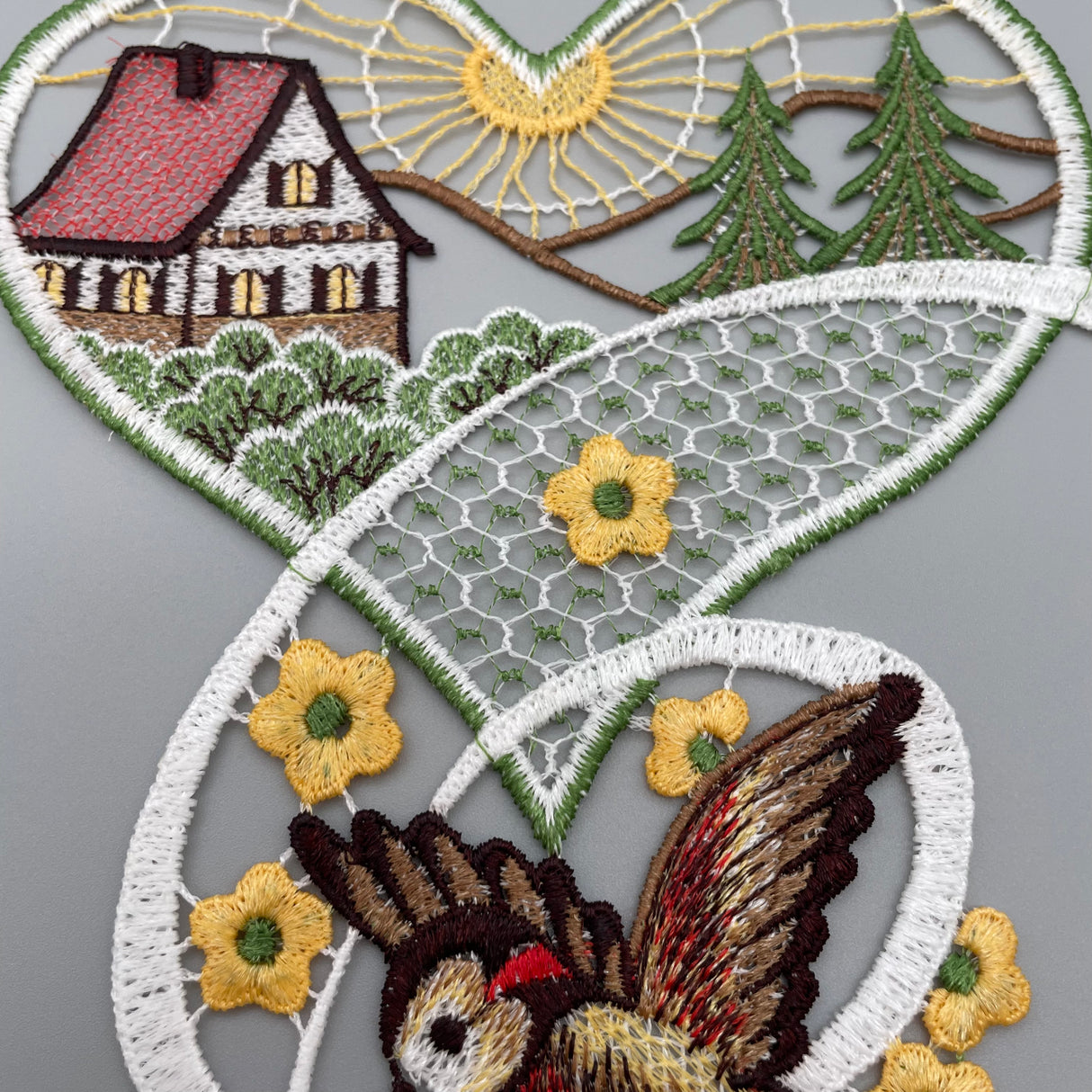 Fensterbild Herz und Vogel farbig | Plauener Spitze | Fensterbild Fensterdekoration   von Wimpelberg